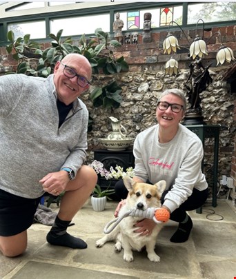 Housesit your way to affordable travel image